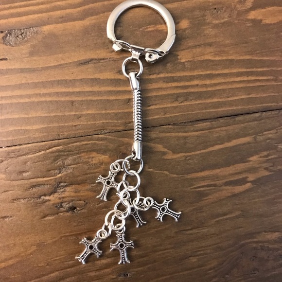 Antique Cross Purse Charm - Picture 2 of 4